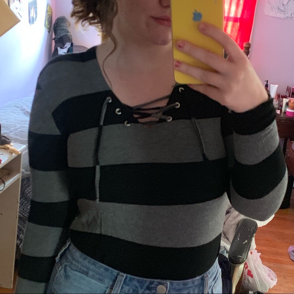Striped shirt, tie neckline